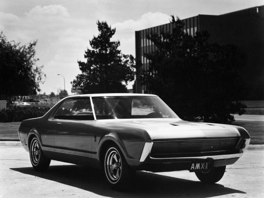  AMC AMX II Project IV Concept Car 1966 года  (фото 2 из 2)